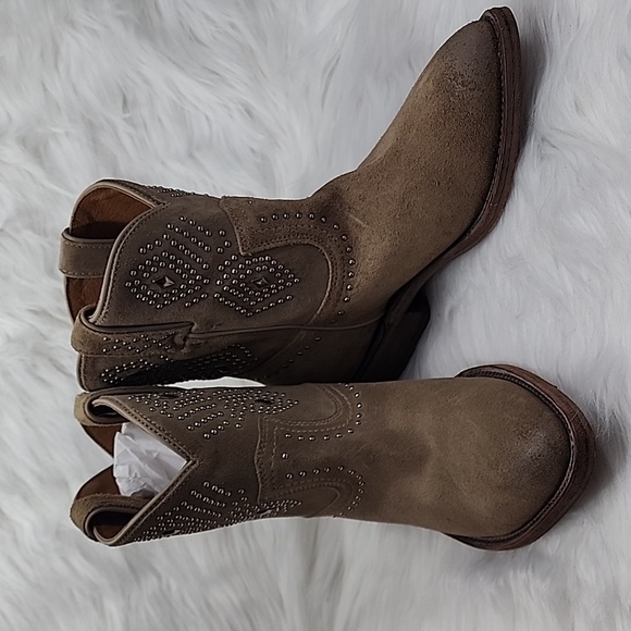 Frye Billy Stud Leather Bootie - Picture 3 of 9